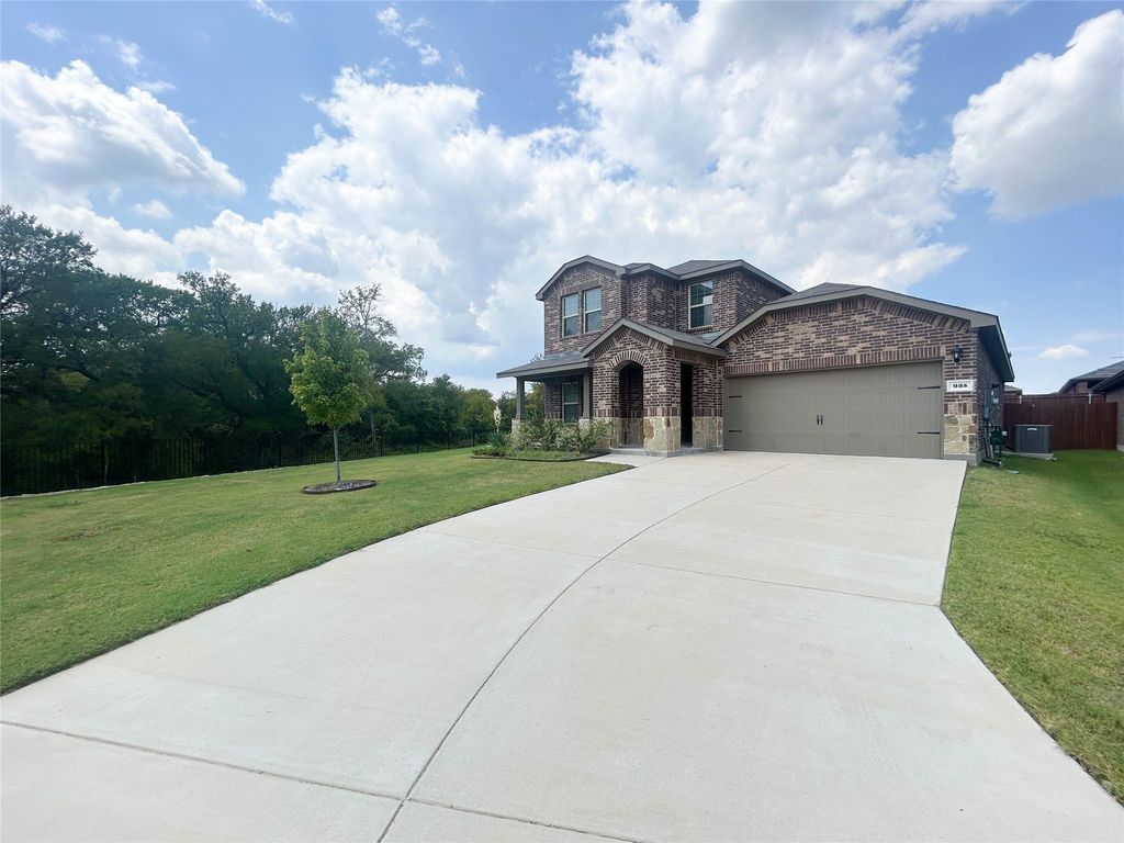 935 Keystone Court, Ferris, TX 75125