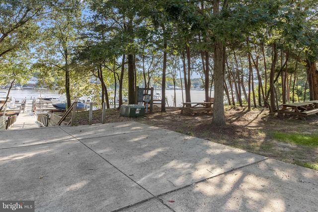 1210 SWANHILL CT, Curtis Bay, MD 21226