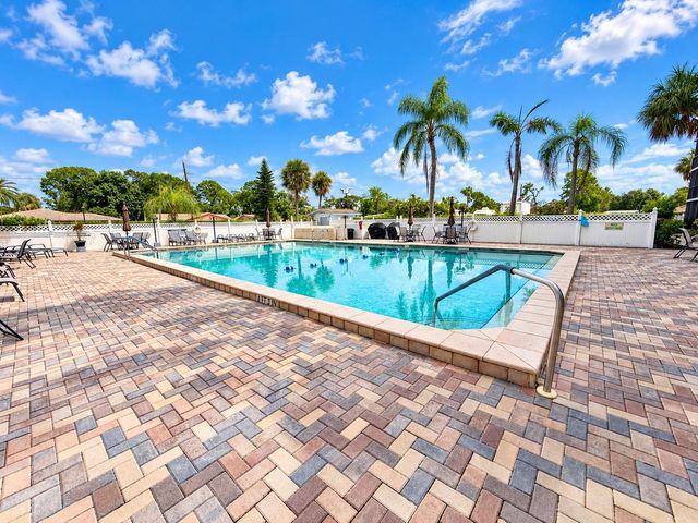 2901 26TH STREET W 316, Bradenton, FL 34205