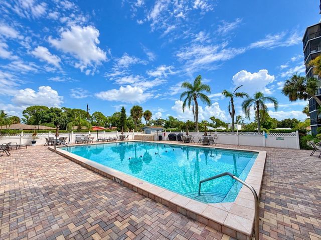 2901 26TH STREET W 316, Bradenton, FL 34205