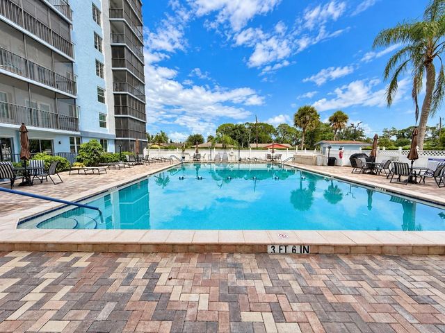 2901 26TH STREET W 316, Bradenton, FL 34205