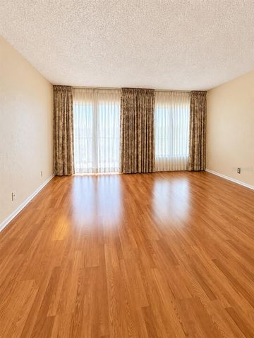 2901 26TH STREET W 316, Bradenton, FL 34205