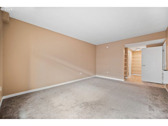 701 COLUMBIA St, Vancouver, WA 98660