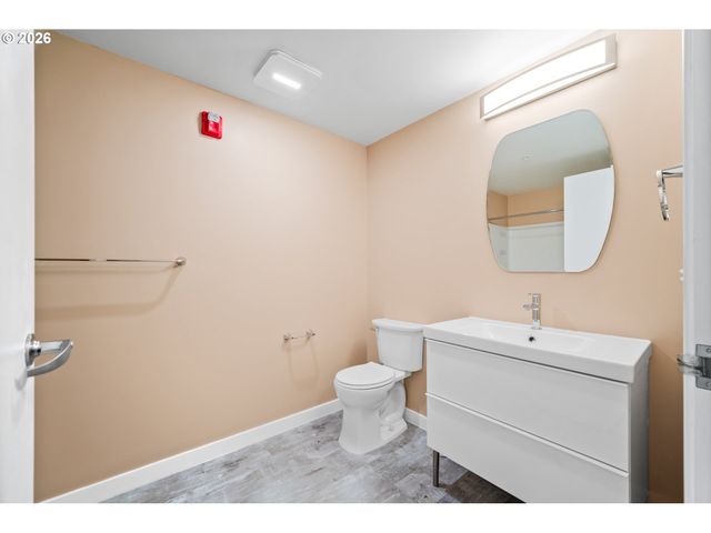 701 COLUMBIA St, Vancouver, WA 98660