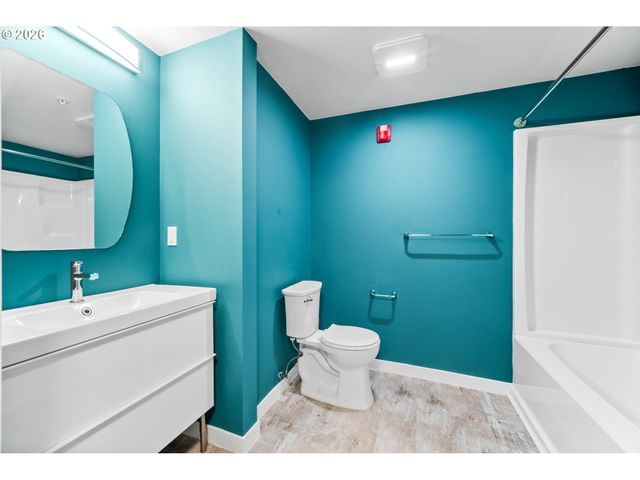 701 COLUMBIA St, Vancouver, WA 98660