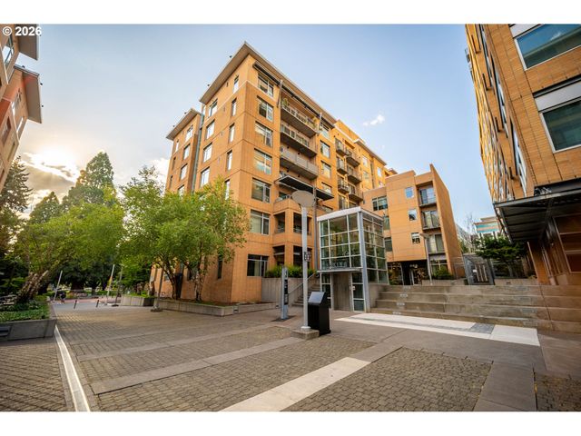 701 COLUMBIA St, Vancouver, WA 98660