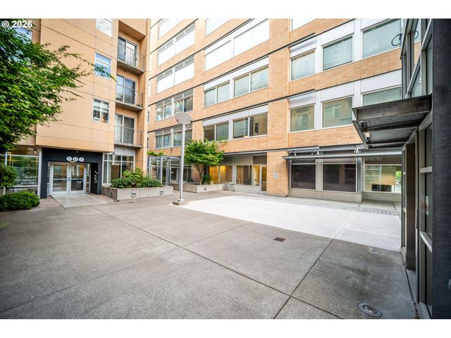 701 COLUMBIA St, Vancouver, WA 98660