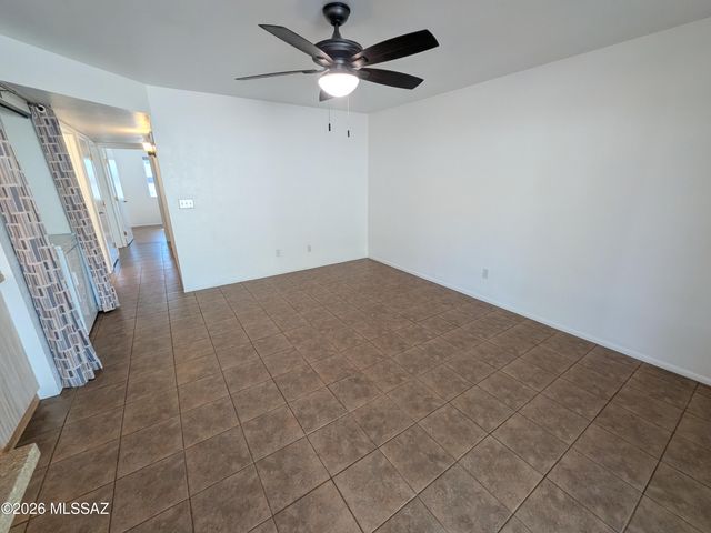 3250 W Sunbeam, Tucson, AZ 85741