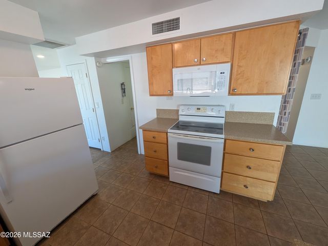 3250 W Sunbeam, Tucson, AZ 85741