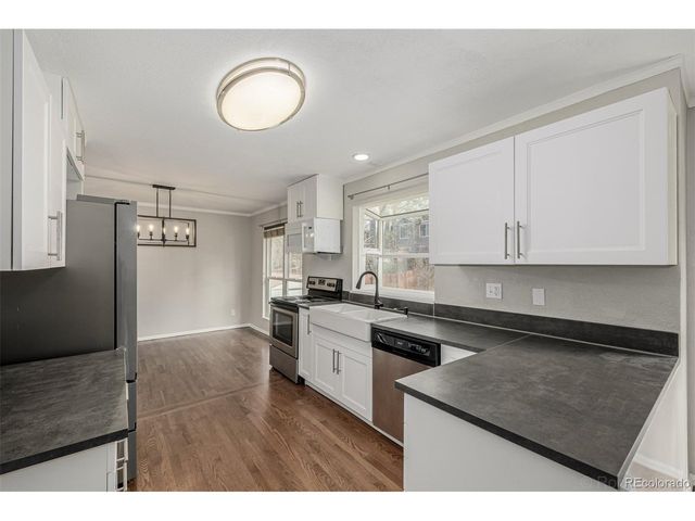 15885 E Kepner Dr, Aurora, CO 80017