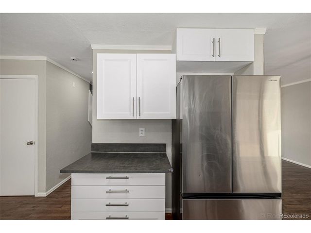 15885 E Kepner Dr, Aurora, CO 80017