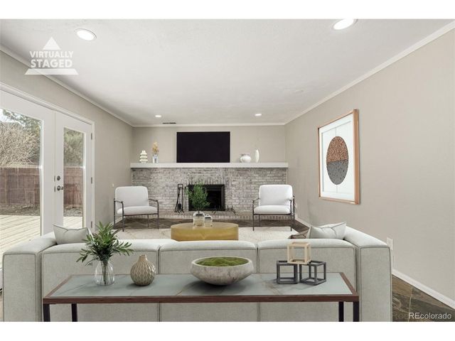 15885 E Kepner Dr, Aurora, CO 80017