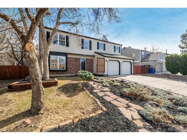 15885 E Kepner Dr, Aurora, CO 80017