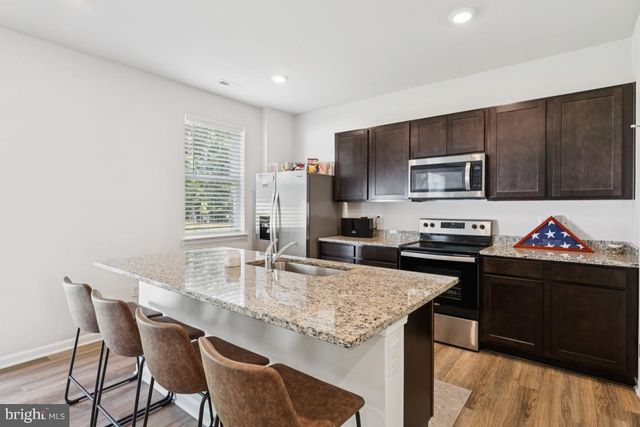 375 FOREST EDGE AVE, La Plata, MD 20646
