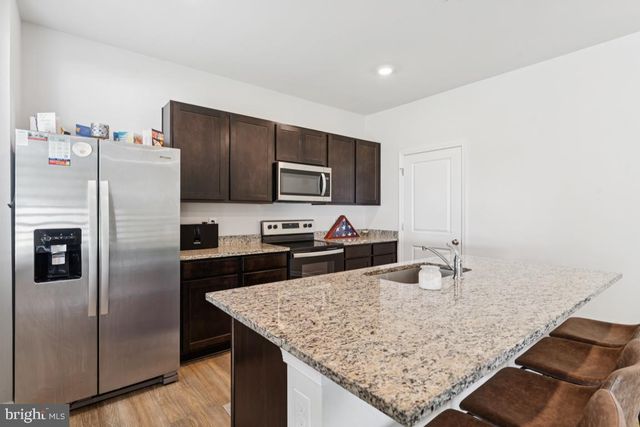 375 FOREST EDGE AVE, La Plata, MD 20646
