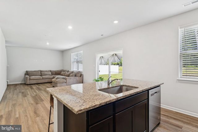 375 FOREST EDGE AVE, La Plata, MD 20646