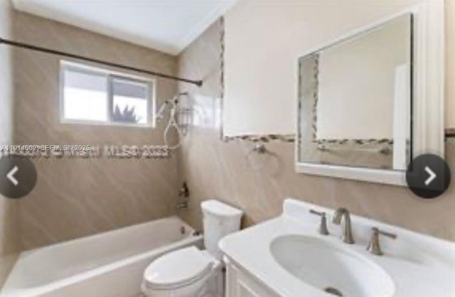 2914 SW 92nd Ct, Miami, FL 33165