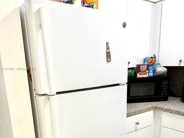 2914 SW 92nd Ct, Miami, FL 33165