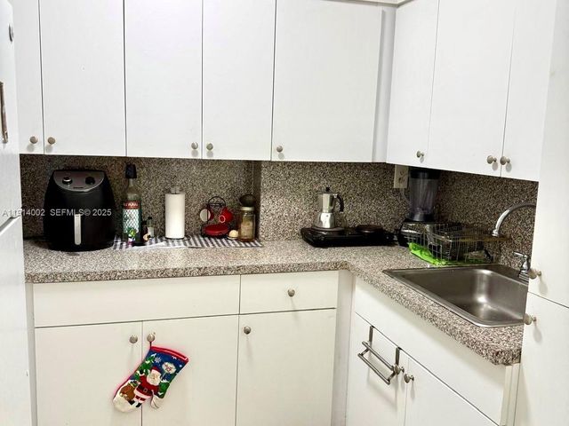 2914 SW 92nd Ct, Miami, FL 33165