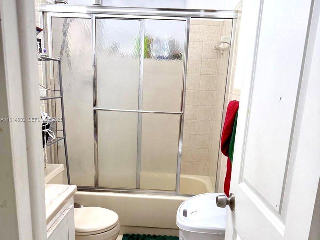 2914 SW 92nd Ct, Miami, FL 33165