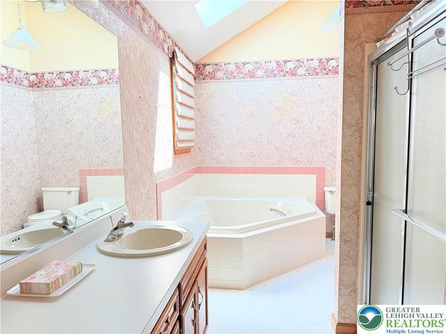 4165 Alder Road, Bethlehem Twp, PA 18020
