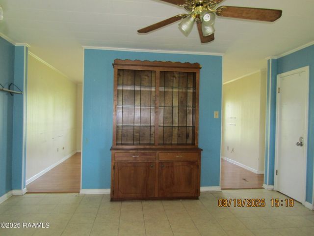 3116 Grand Point Highway, Breaux Bridge, LA 70517