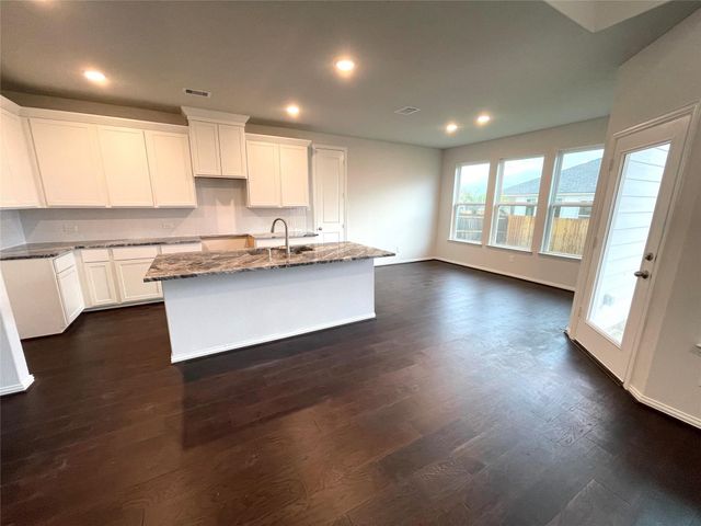 6306 Promenade Drive, College Station, TX 77845