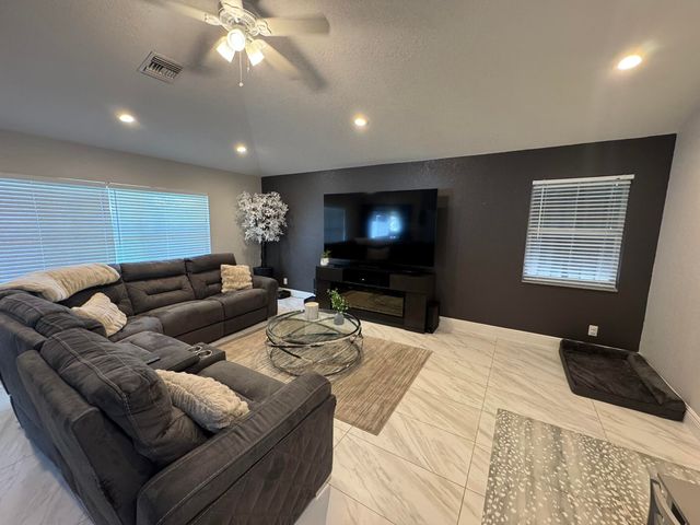 7720 Forestay Drive, Lake Worth, FL 33467