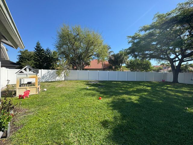 7720 Forestay Drive, Lake Worth, FL 33467