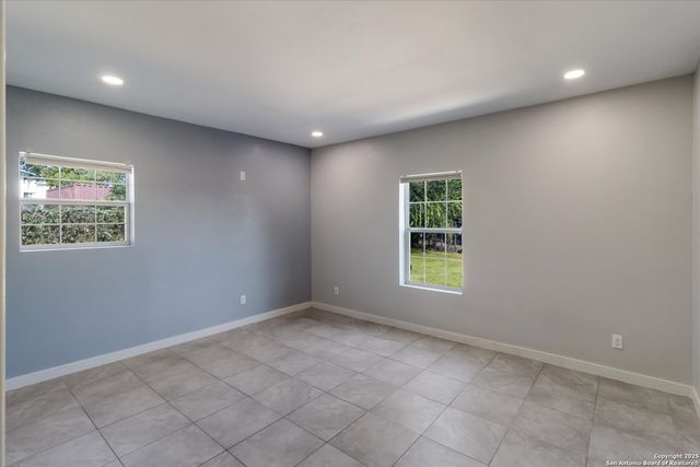 4434 Mountain Pass, Von Ormy, TX 78073