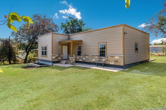 4434 Mountain Pass, Von Ormy, TX 78073