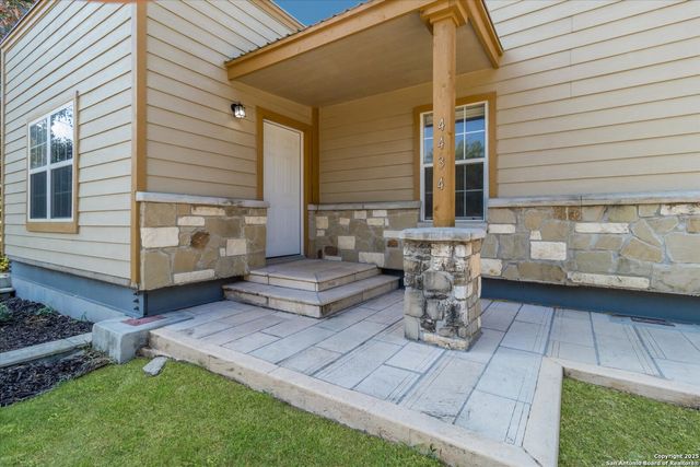 4434 Mountain Pass, Von Ormy, TX 78073
