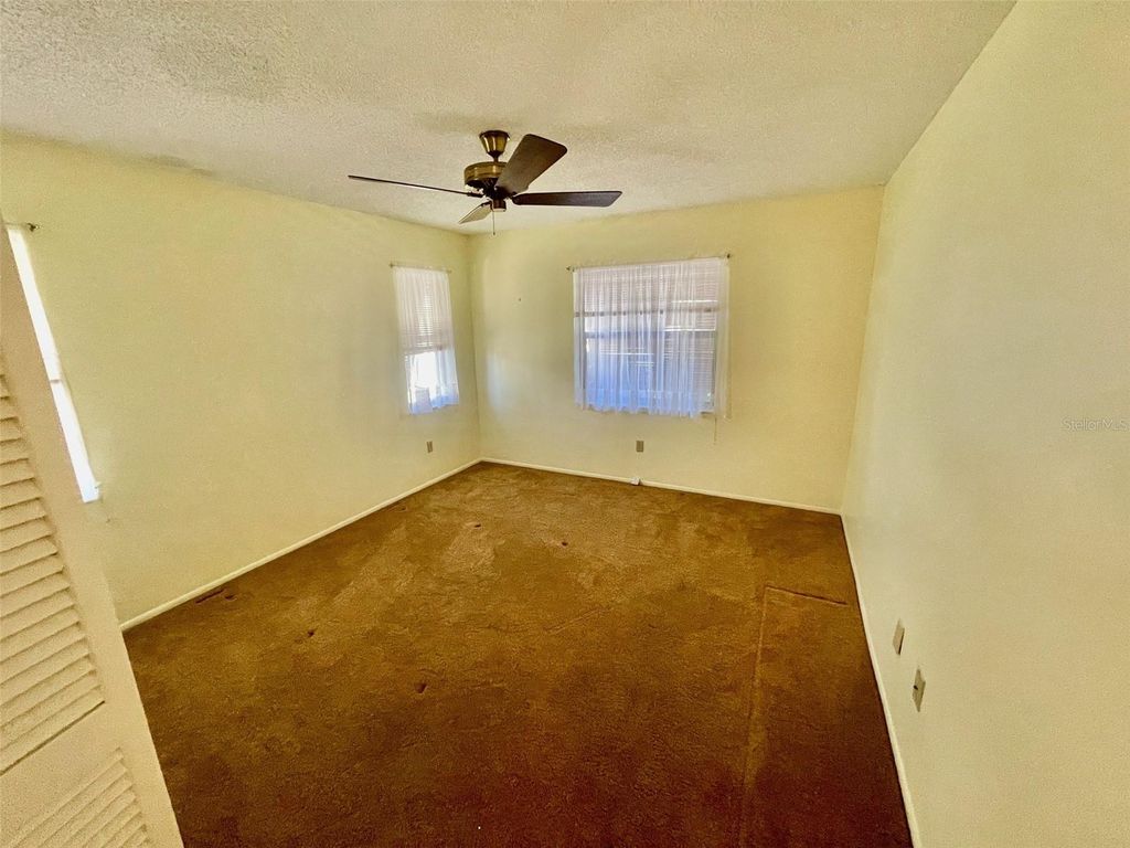 Image 29 of property listing at 137 DRIFTING SANDS DRIVE, Venice, FL 34293