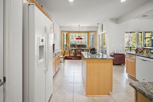 16 Fairforest Ln, Bluffton, SC 29909