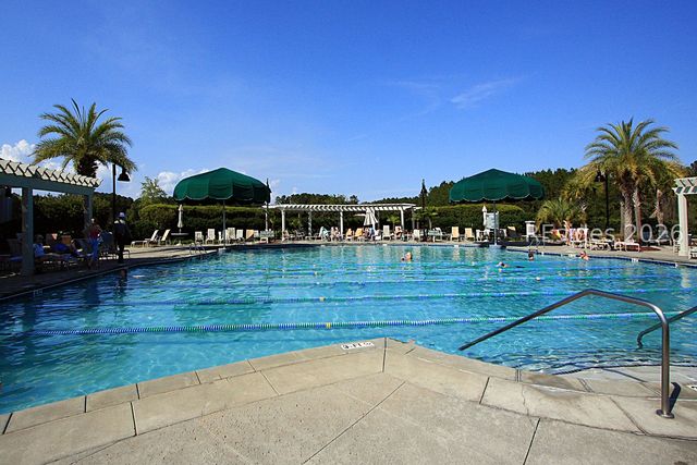 16 Fairforest Ln, Bluffton, SC 29909