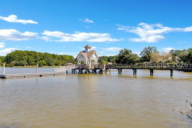 16 Fairforest Ln, Bluffton, SC 29909