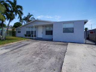 1561 W 11th Street, Riviera Beach, FL 33404