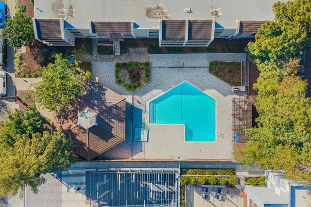 400 Ortega Avenue 216, Mountain View, CA 94040