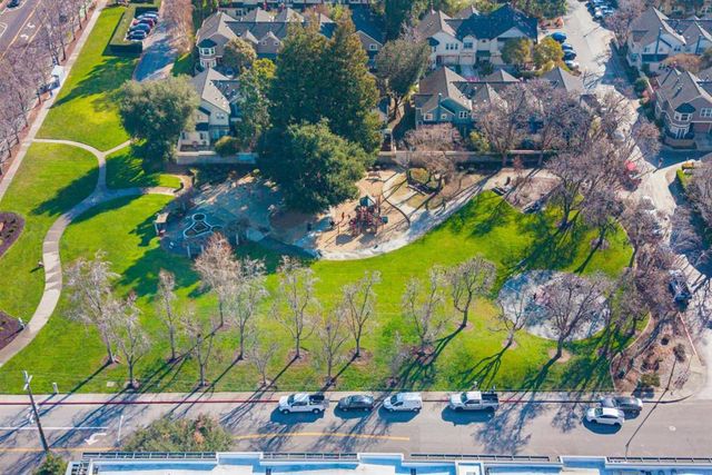 400 Ortega Avenue 216, Mountain View, CA 94040