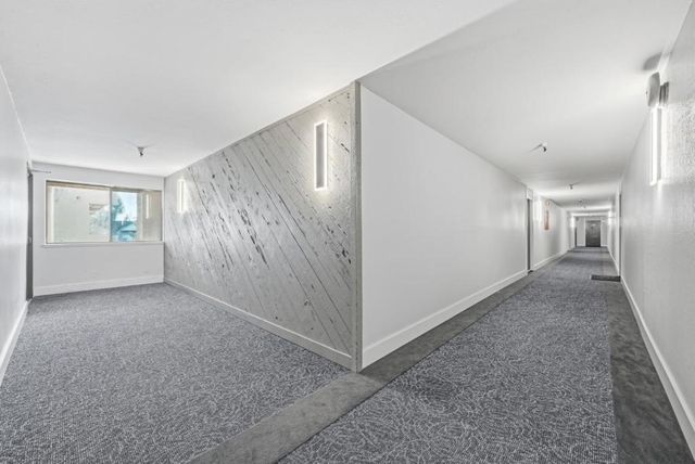 400 Ortega Avenue 216, Mountain View, CA 94040