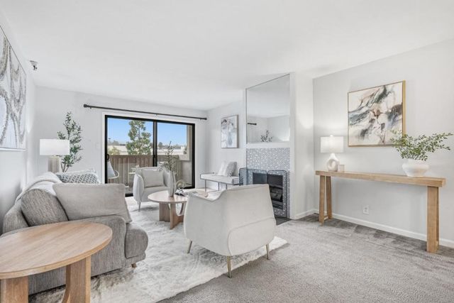 400 Ortega Avenue 216, Mountain View, CA 94040