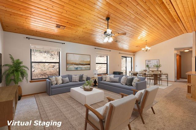 92 Nightingale Lane, Tijeras, NM 87059