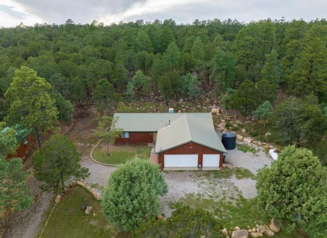 92 Nightingale Lane, Tijeras, NM 87059