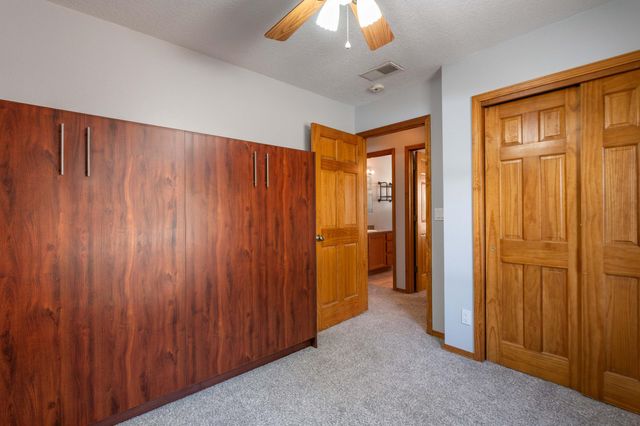 92 Nightingale Lane, Tijeras, NM 87059