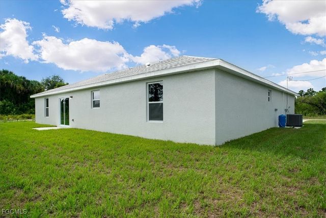 3010 67th ST W, Lehigh Acres, FL 33971