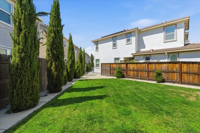 1630 Lion St, Rocklin, CA 95765