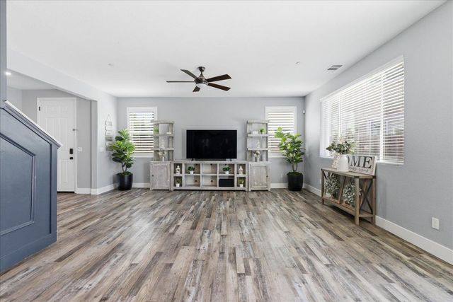 1630 Lion St, Rocklin, CA 95765