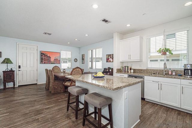 512 Heron Ln, Imperial Beach, CA 91932