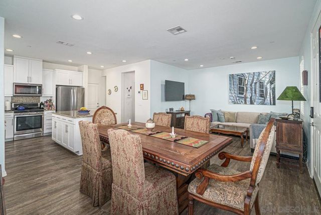 512 Heron Ln, Imperial Beach, CA 91932