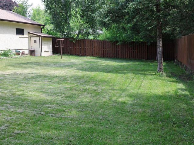 1244 Ryan Avenue E, Maplewood, MN 55109